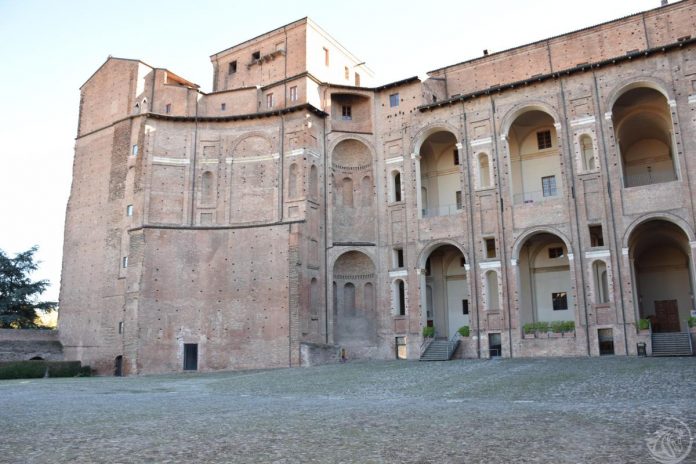 Palazzo farnese a Piacenza