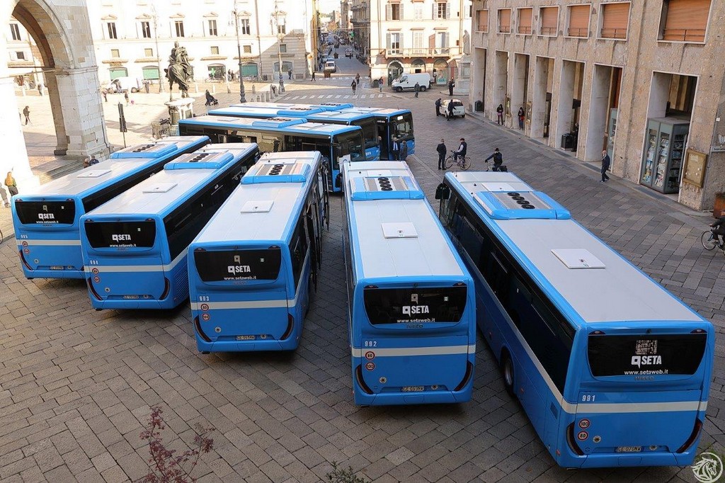 Bus-Autobus-Seta-Pullman-corriere-Piacenza_4